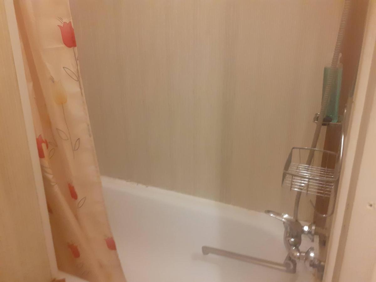 Avotu Stabu Private Flats In A Separate House For One Or Couple ريغا المظهر الخارجي الصورة