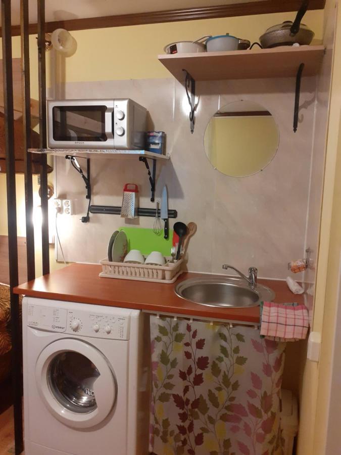 Avotu Stabu Private Flats In A Separate House For One Or Couple ريغا المظهر الخارجي الصورة