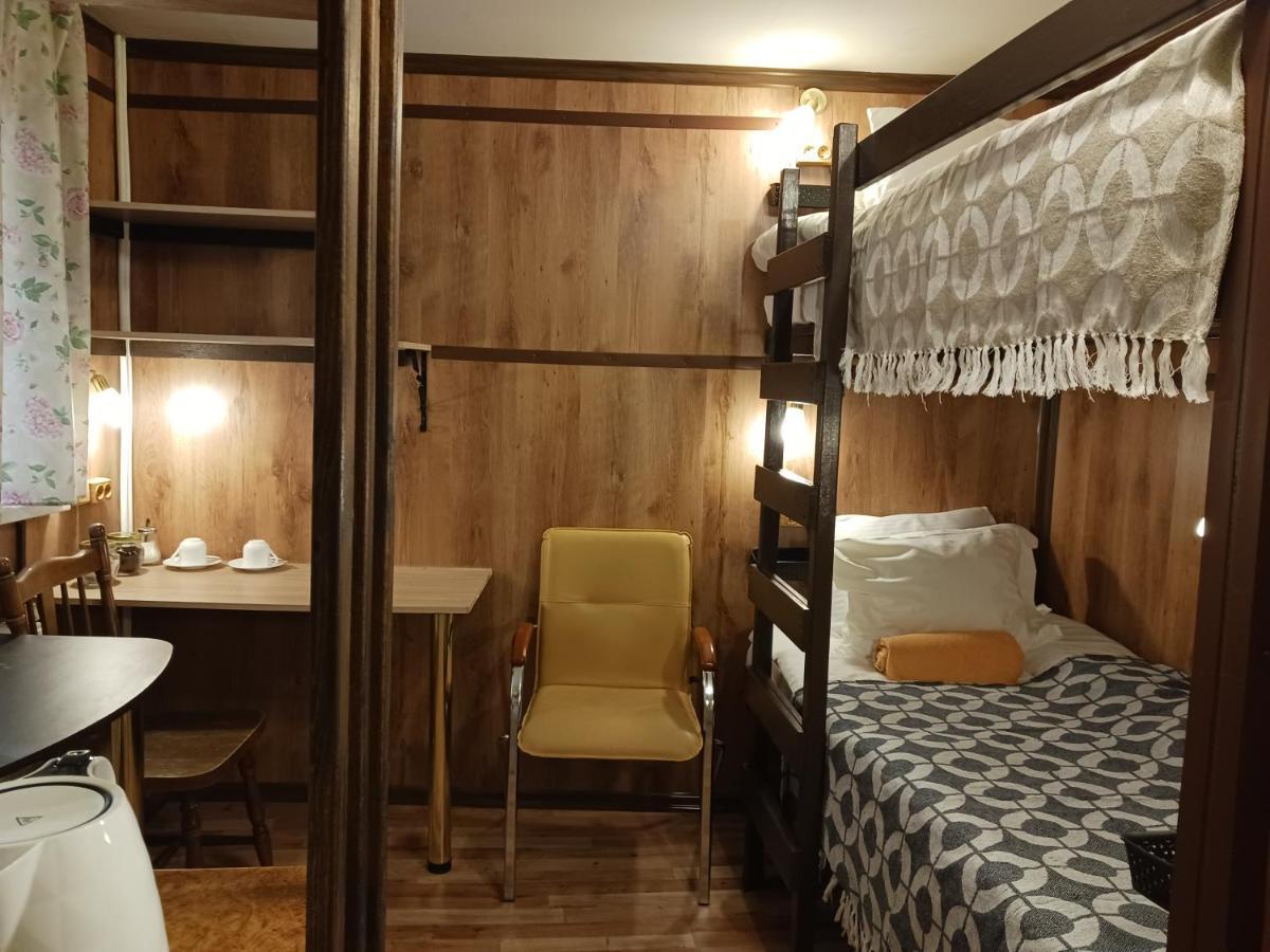 Avotu Stabu Private Flats In A Separate House For One Or Couple ريغا المظهر الخارجي الصورة